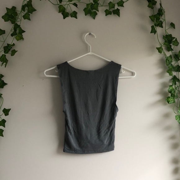 Garage Twist Tank - Picture 2 of 2